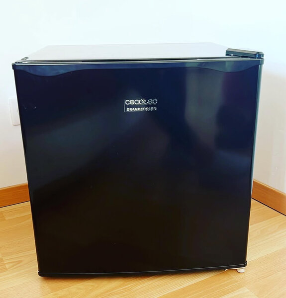Mini réfrigérateur compact