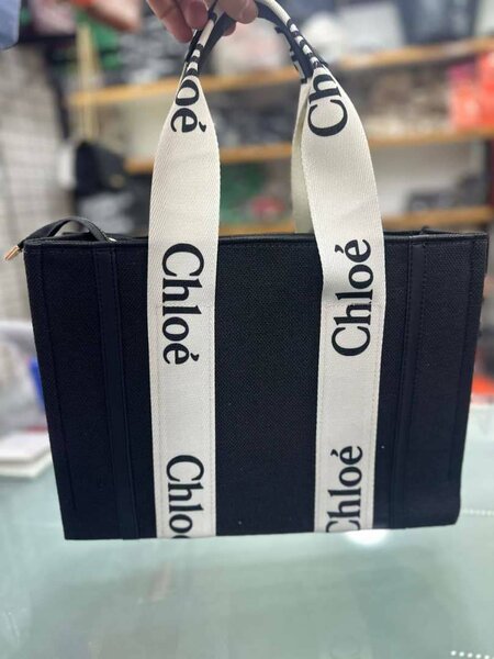 Chloé Classic Tote Bag for Women | Timeless Designer Handbag