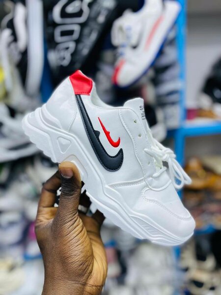 Baskets blanches tendance