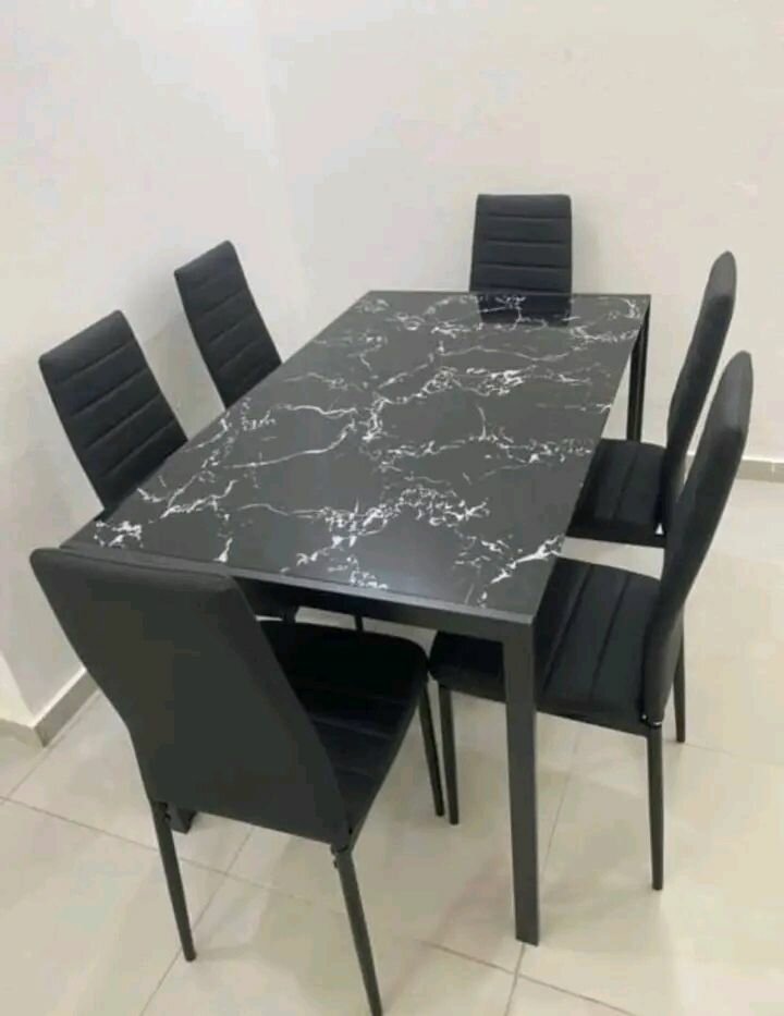 Table à manger moderne 6 places