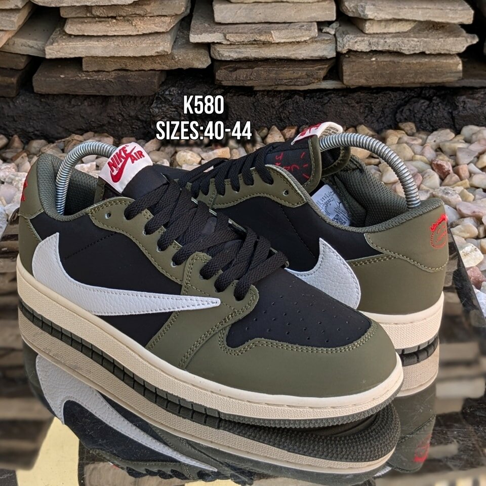 Air Jordan 1 Low X Travis scott “Mocha”