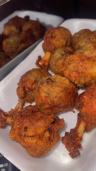 Des ailerons de poulets pané