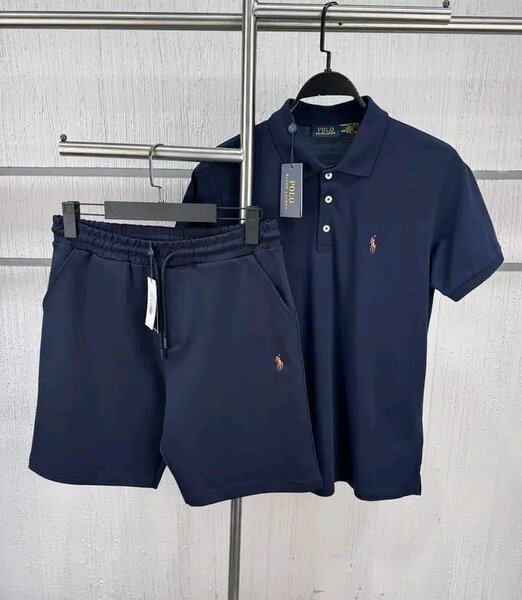 Ensemble de sport homme tendance