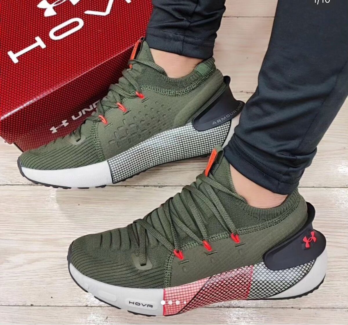 Baskets Under Armour HOVR