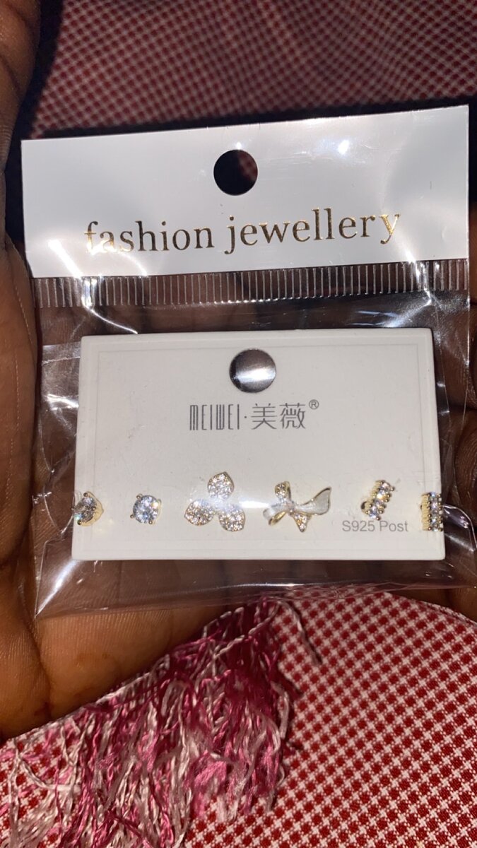 Boucles d'oreilles fantaisie