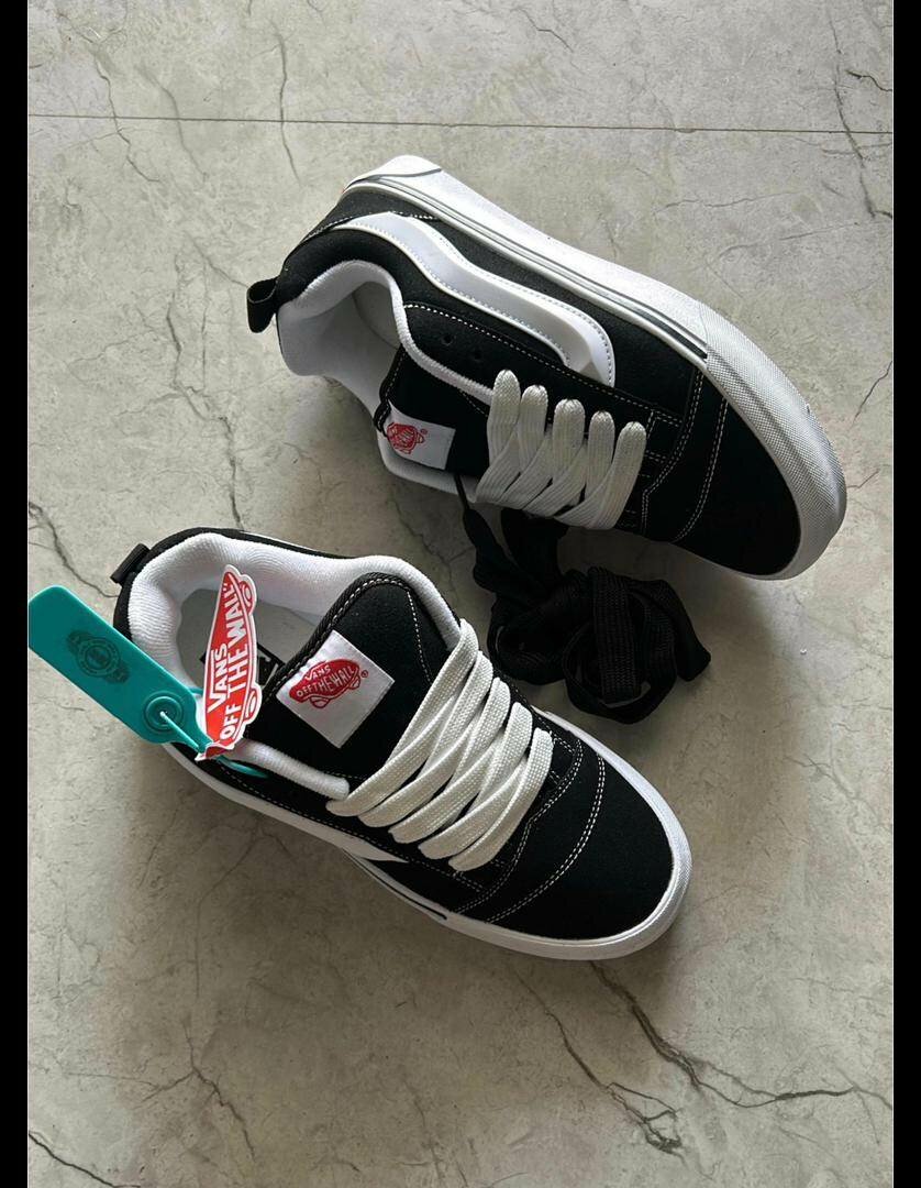 Chaussures de skate noires