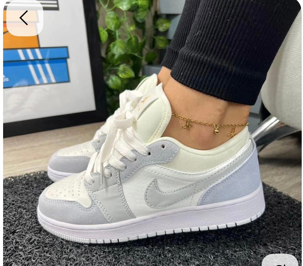 Chaussures de sport blanches