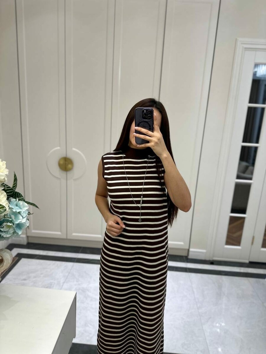 Платье без рукав