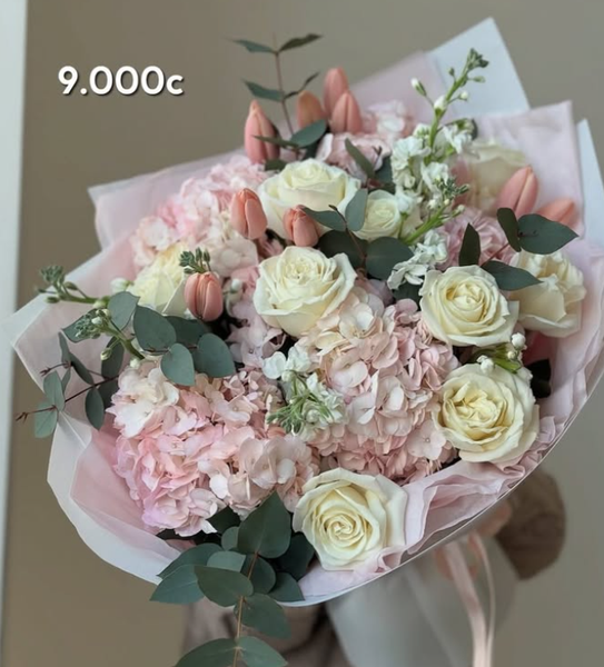 Невероятной красоты и нежности микс букет 