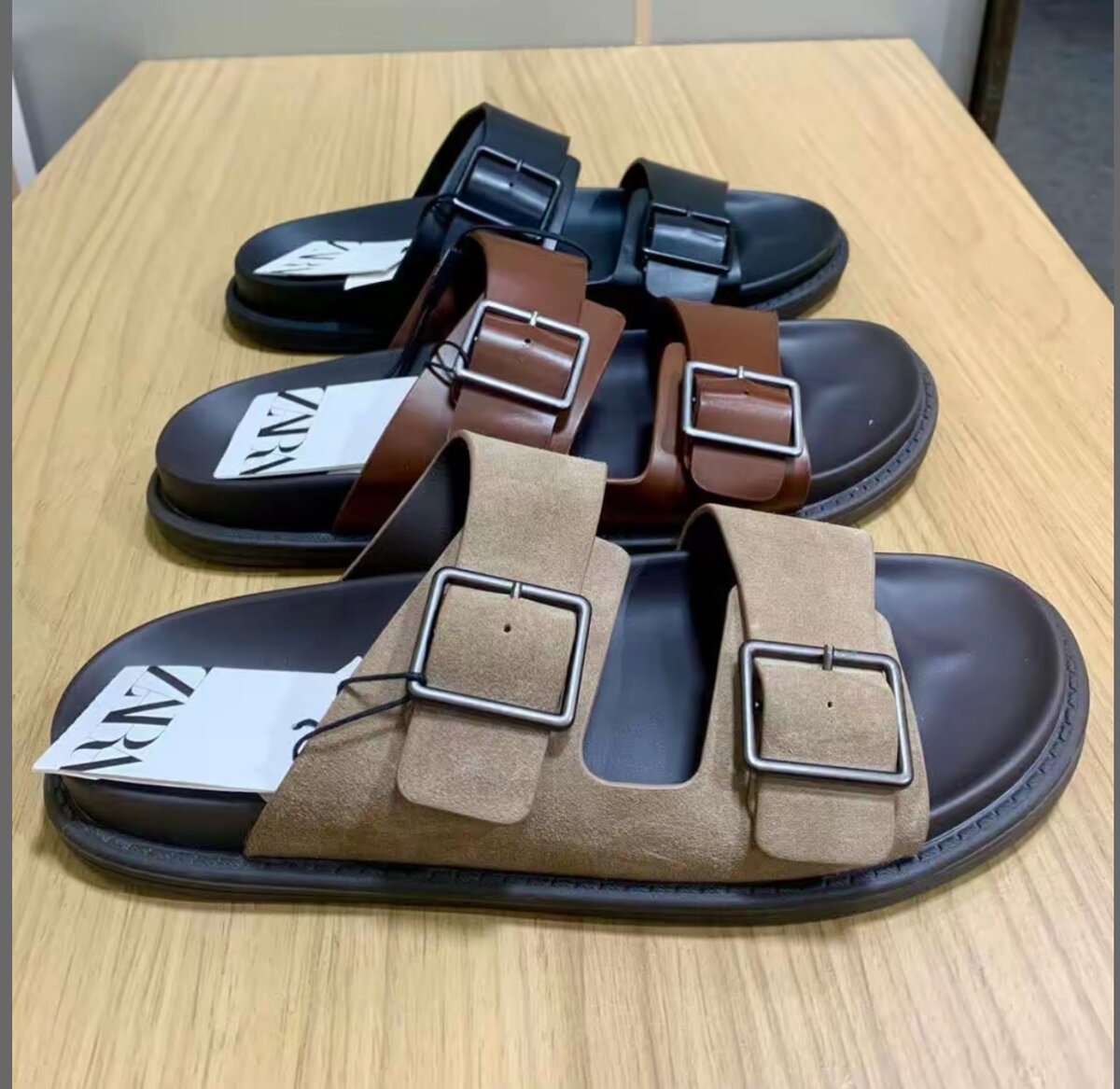 Sandales en cuir avec boucles