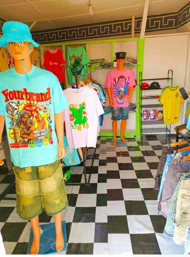 T-shirt colorée graphique homme