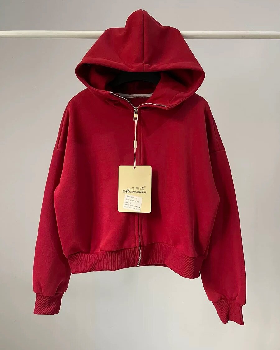 Женская кофта с капюшоном на молнии