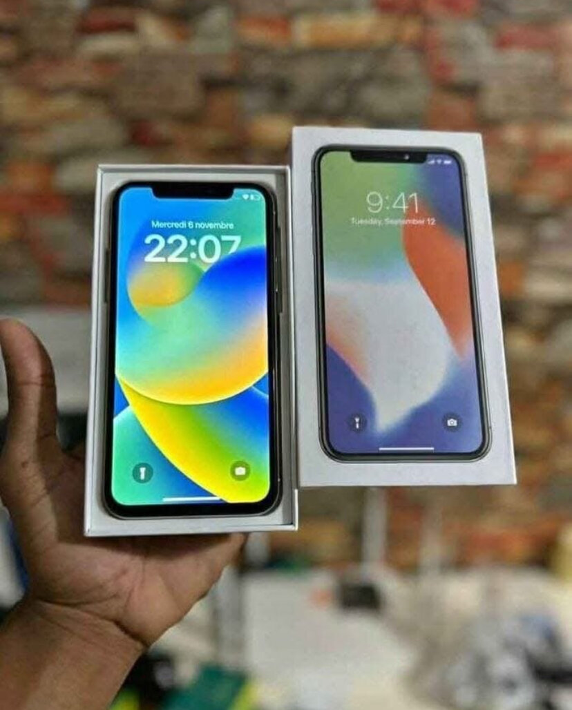 iPhone X - 64 Go Argent