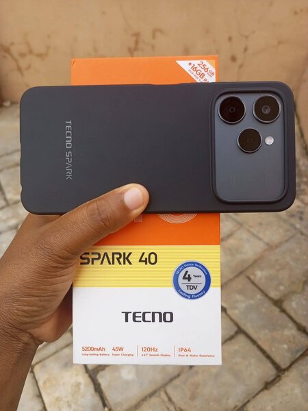 Tecno Spark 40 Smartphone