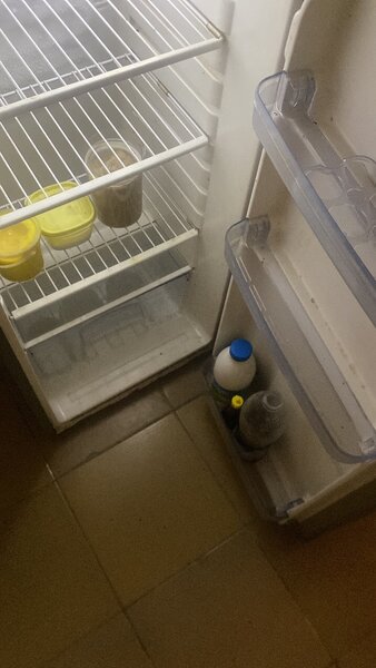 Réfrigérateur combiné compact