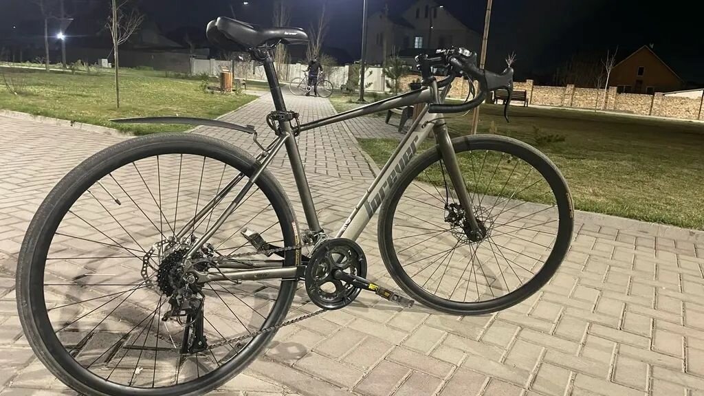 Шоссейный велосипед  forever