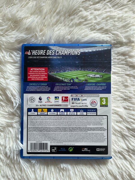 Jeu PS4 FIFA 19
