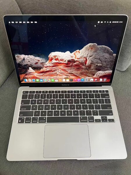 MacBook Air M1 8+256G 13.3 inches（ 99% new）