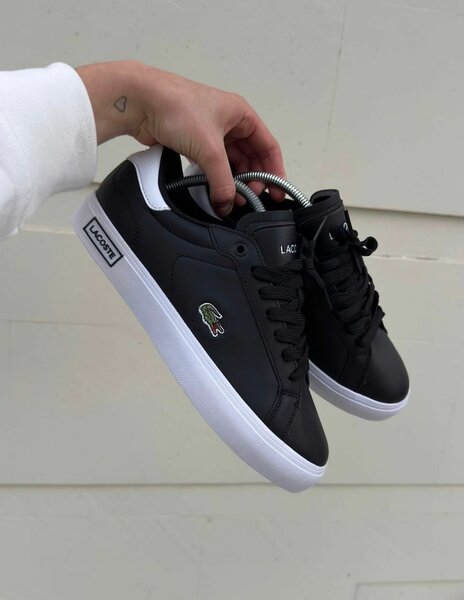 Baskets tendance en toile