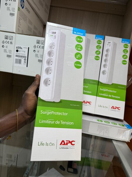 APC Limiteur de Tension 6-Voies