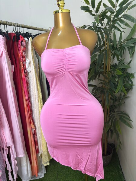 Robe rose asymétrique pour femme