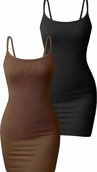 Robe moulante bretelles fines