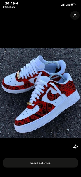 Nike Air Force 1 personnalisées rouges