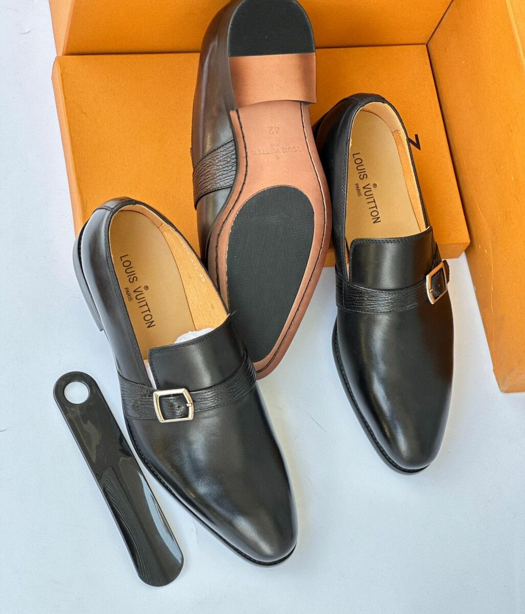 Executive leather shoes