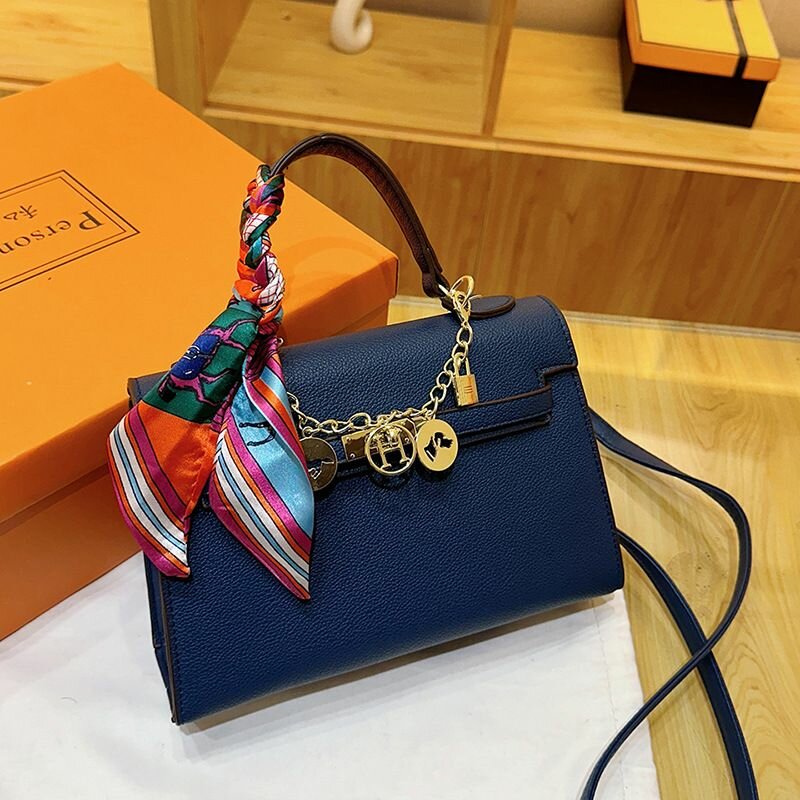 Sac à main en cuir tressé élégant