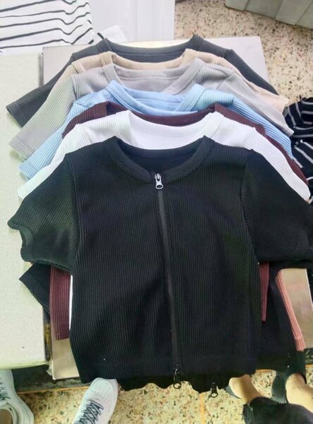 Veste zippée femme élégante