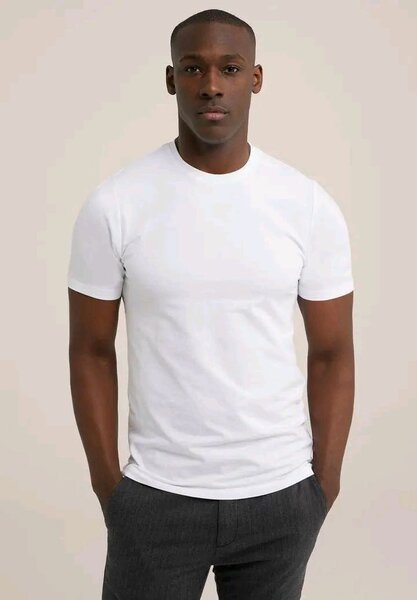 Tee-shirts à couleurs uniques