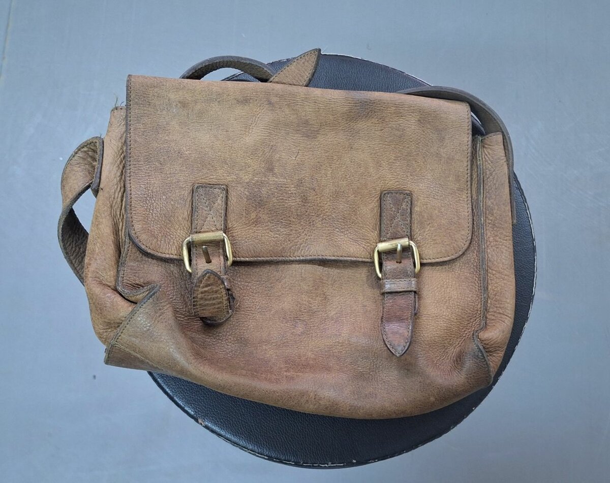 Authentic brown leather bag
