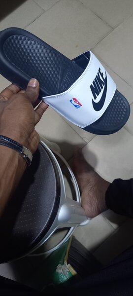 Chic Nike