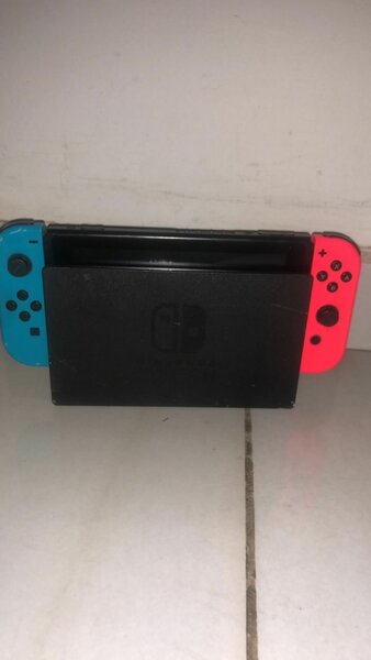 Console Nintendo Switch compacte