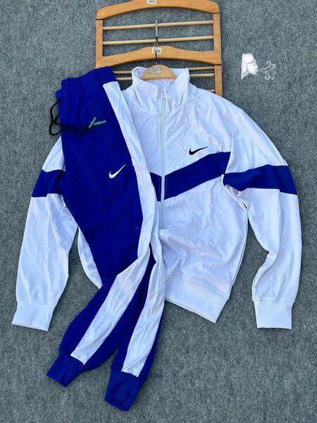 Complets Nike