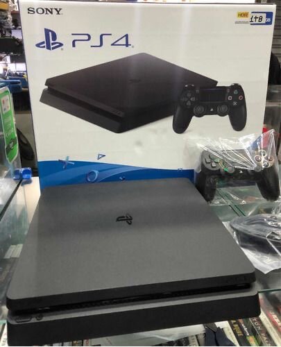 Console PS4 Pro 1TB Sony