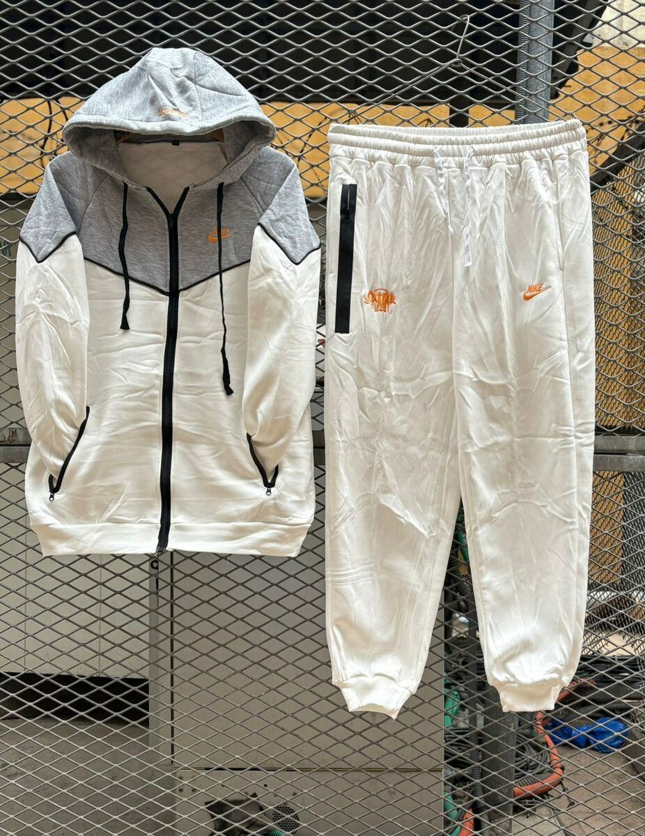 Ensemble de survêtement à capuche