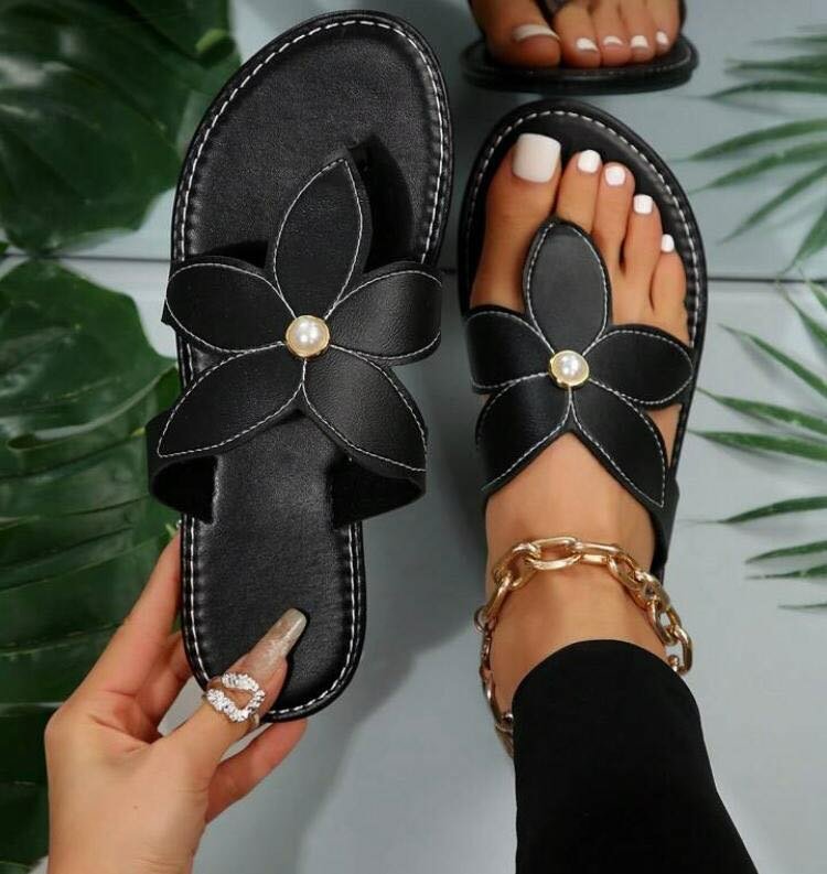 Sandales noires élégantes