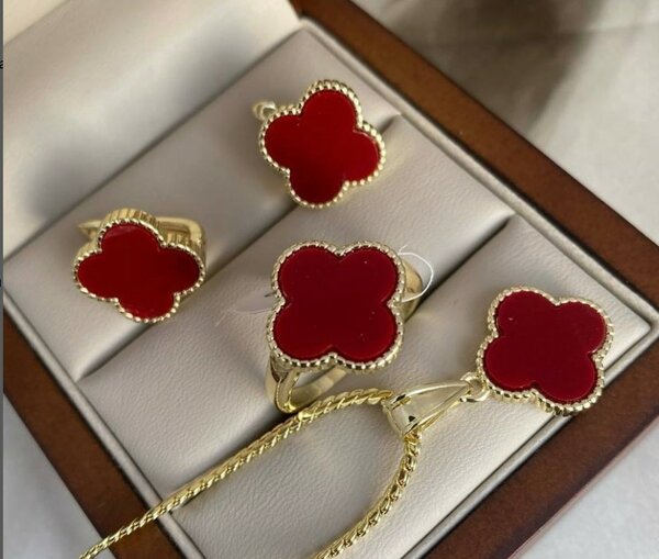 Набор украшений