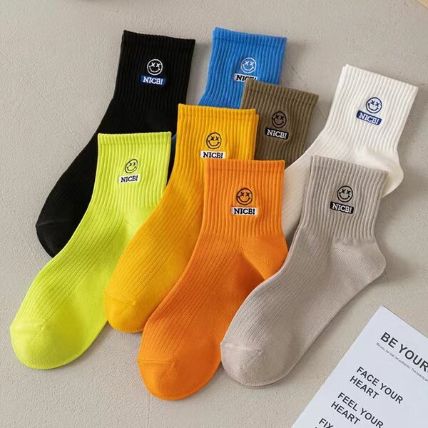 Chaussettes colorées et fantaisie