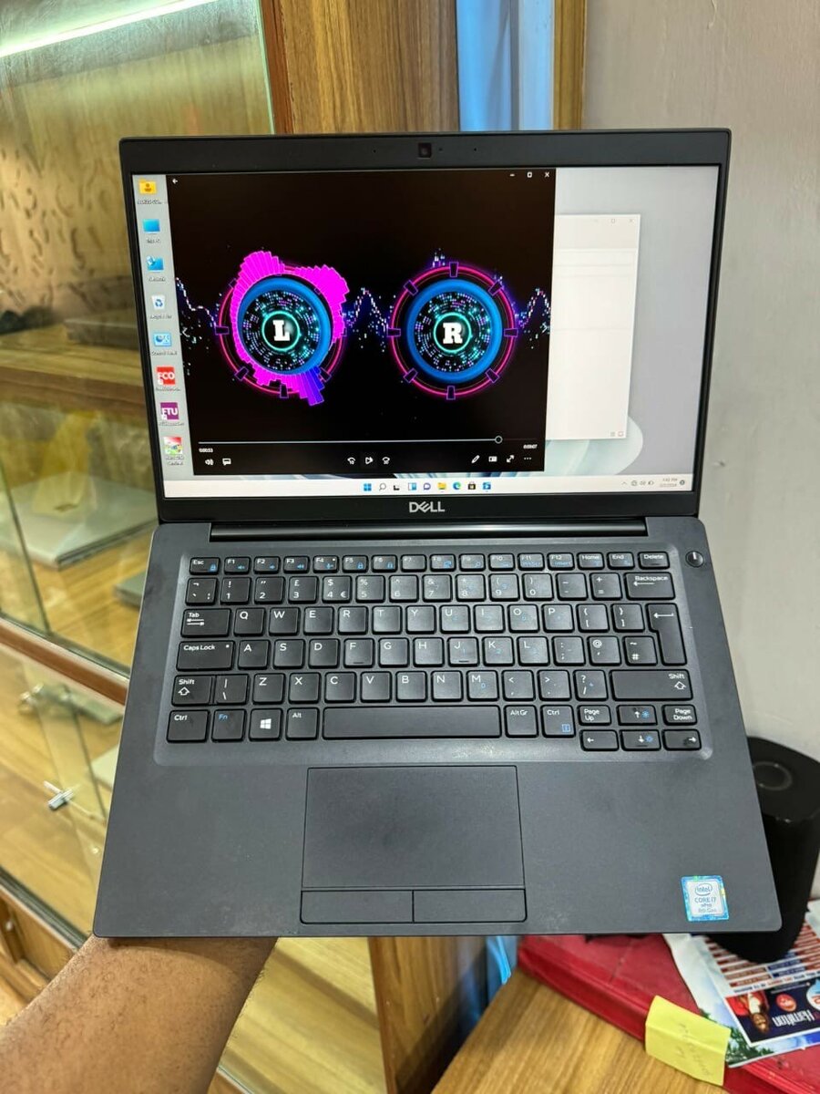 Dell Latitude 7390