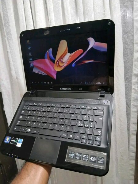 Samsung Laptop Compact et Puissant