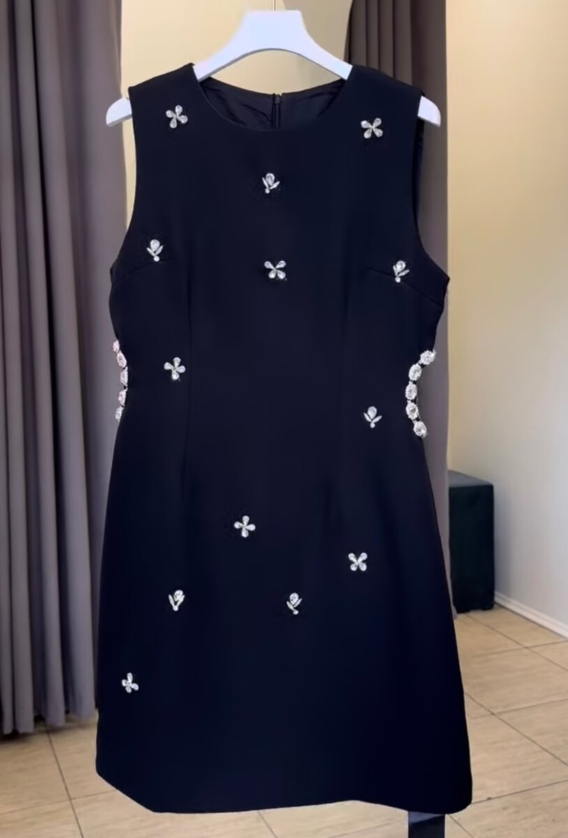 Платье со стразами