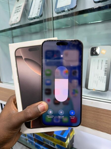 iPhone 16 pro Max 256 gb