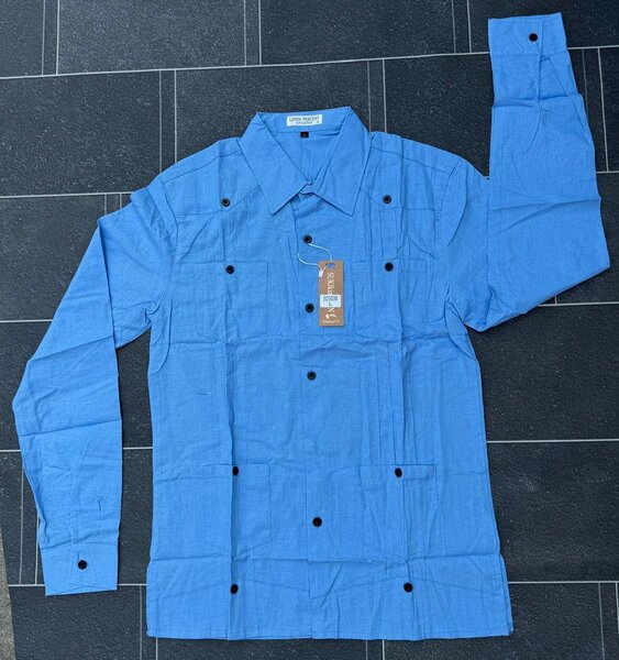 Chemise bleue pour homme