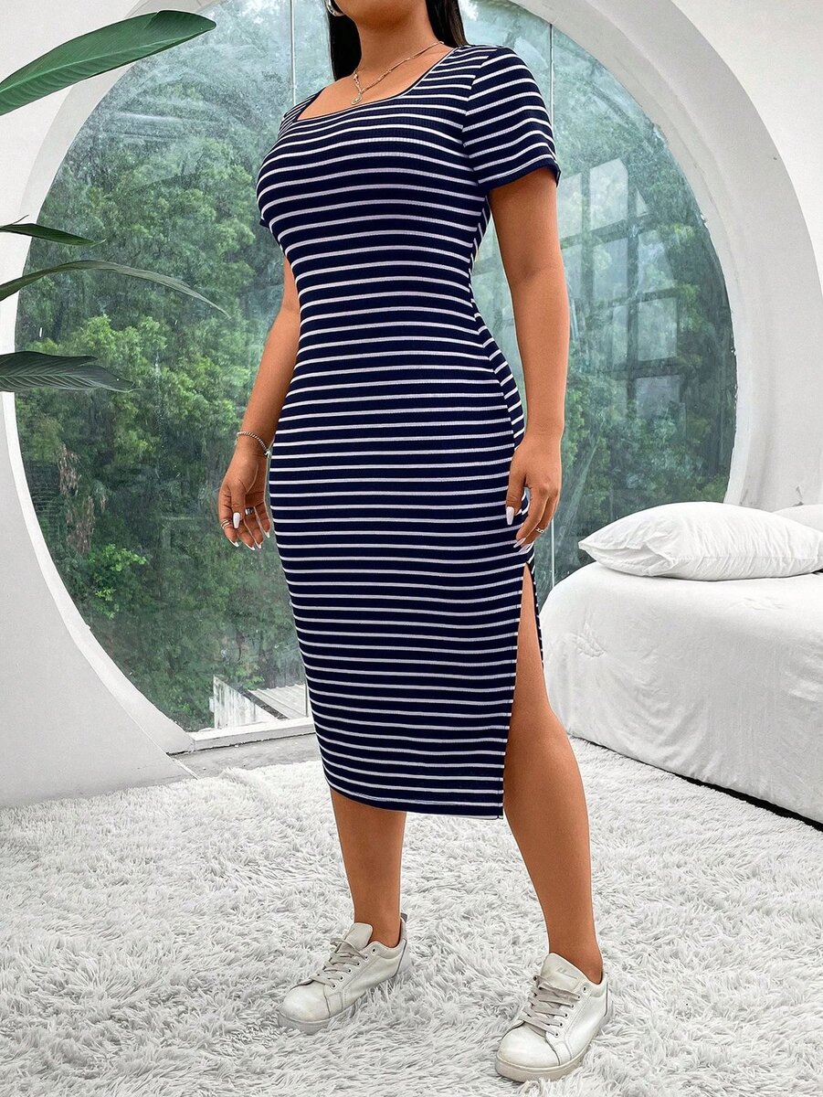 Robe moulante rayée élégante