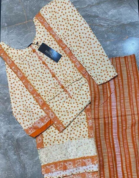 Ladies suit
