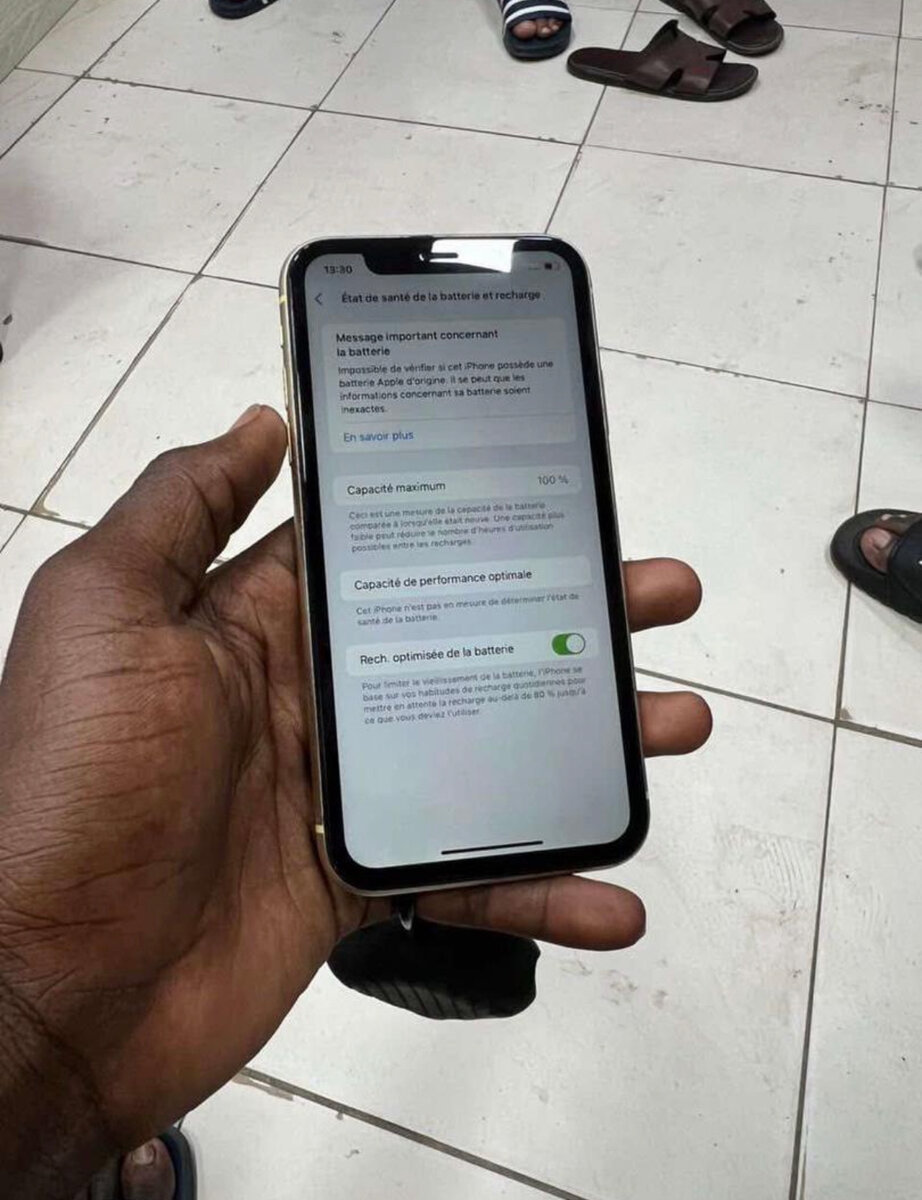 iPhone XR Jaune 64Go