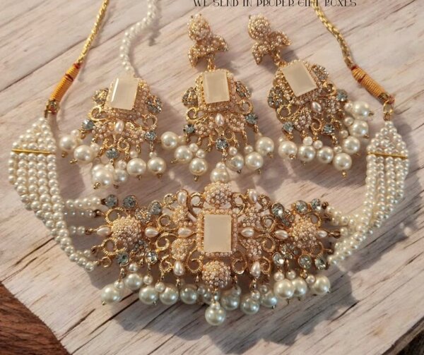 Jewellery sets