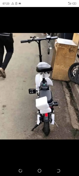 Vélo électrique pliant urbain